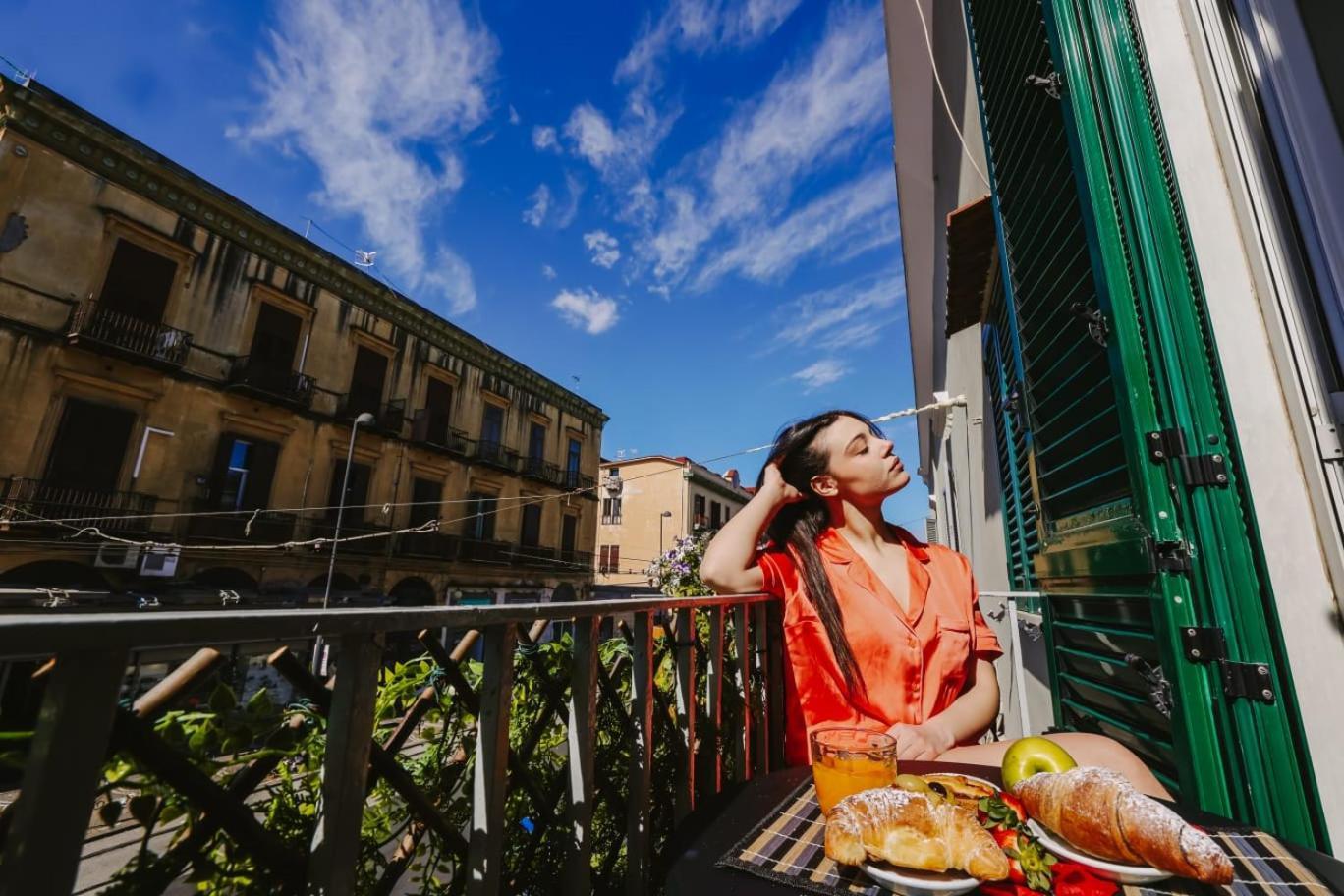 Casamira B&B Napoli Centrale Экстерьер фото